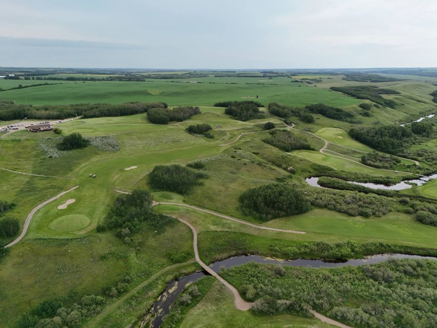 Mannville Riverview Golf Course