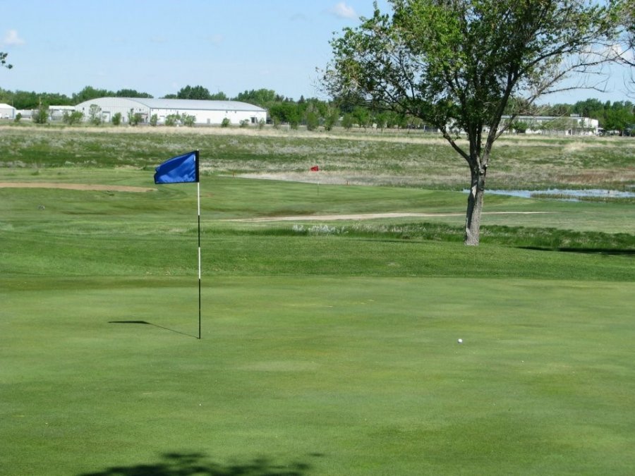 Maple Creek Golf Club